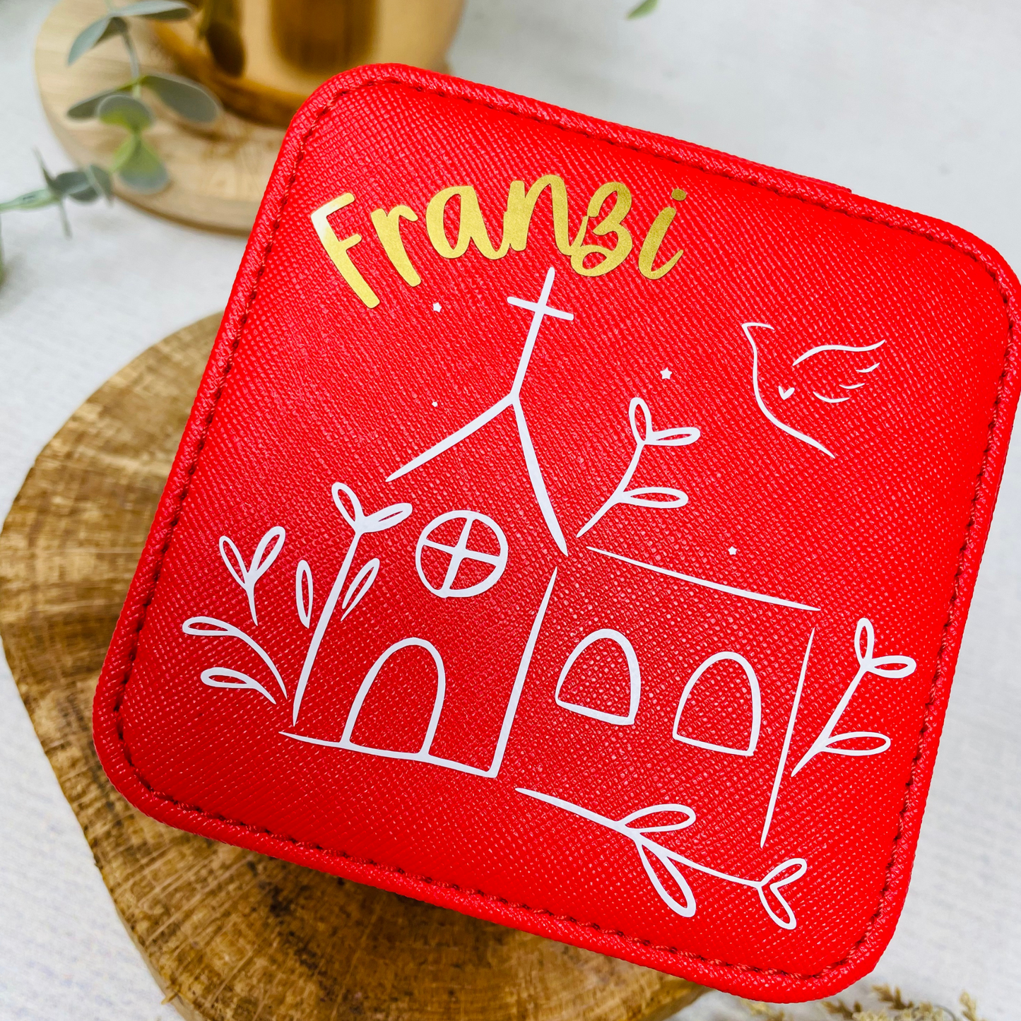 Personalisierte Schmuckschatulle – Ein edles Geschenk zur Kommunion