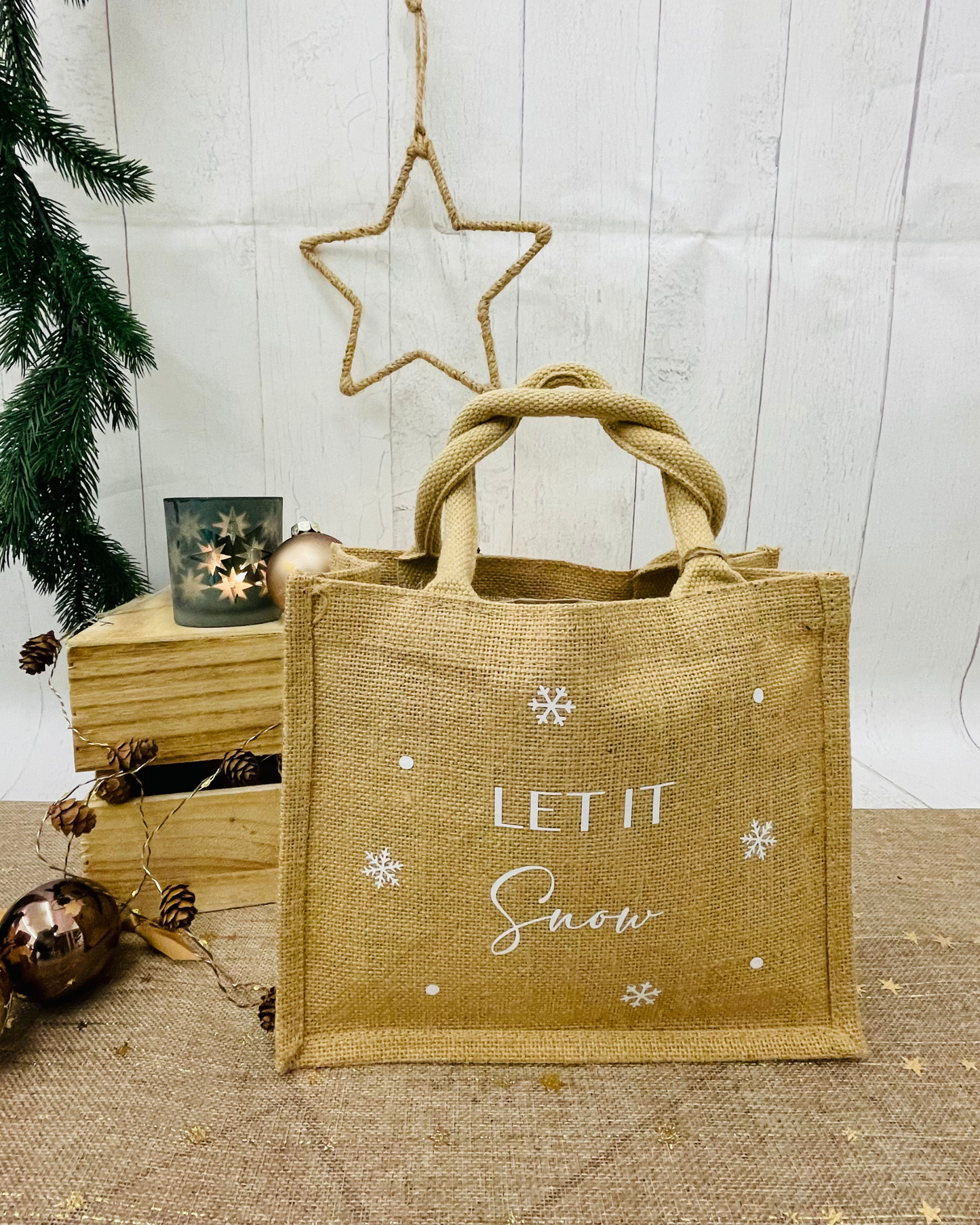 Jutetasche „Let it snow“ – nachhaltige Geschenktasche & Winter-Accessoire