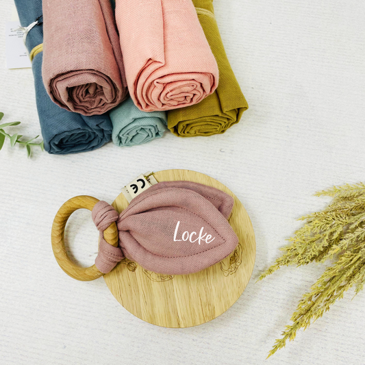 Personalisierter Beißring mit Knister-Hasenohr – Sanfte Hilfe beim Zahnen 🐰✨