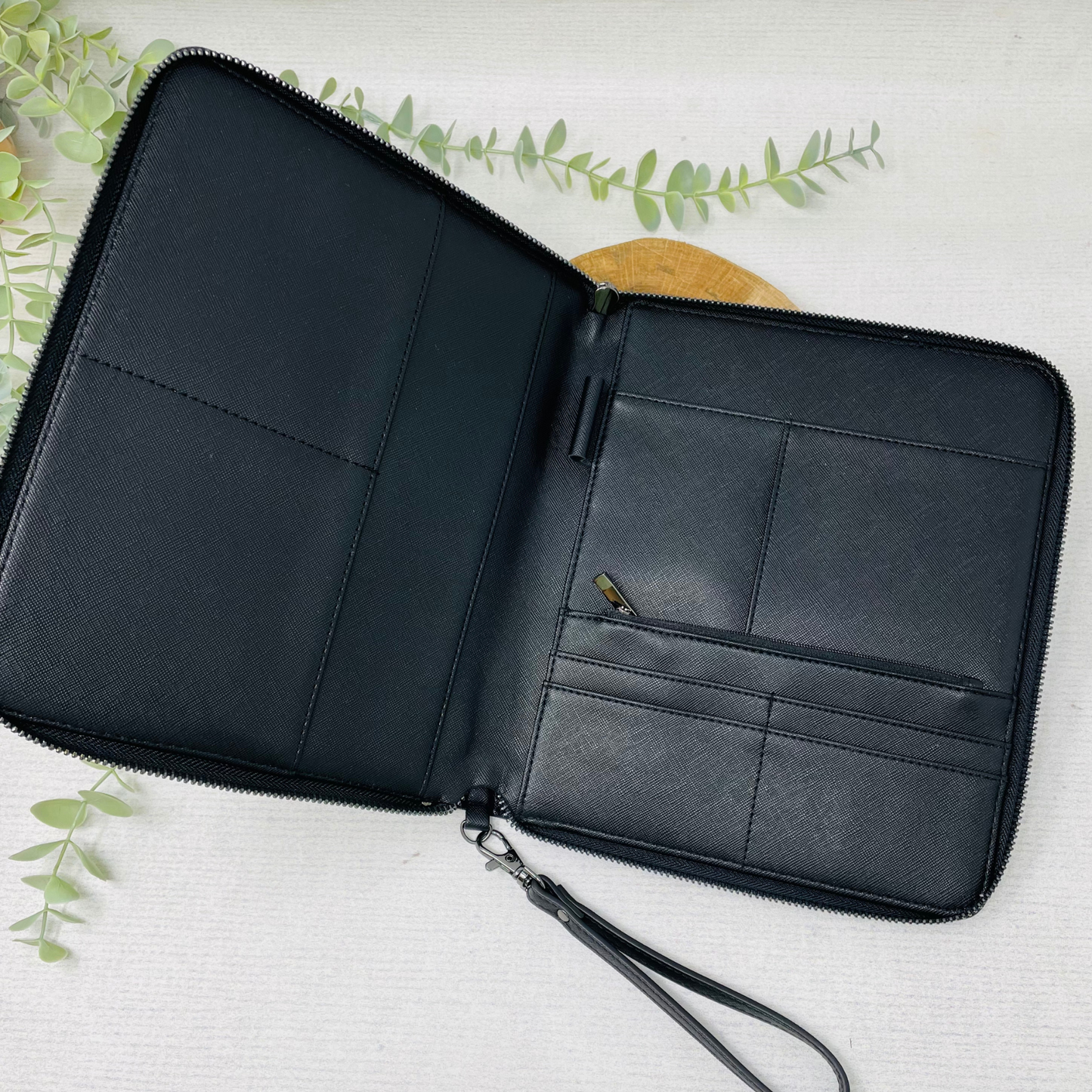Personalisierter Travel Organizer – Perfekt für die ganze Familie