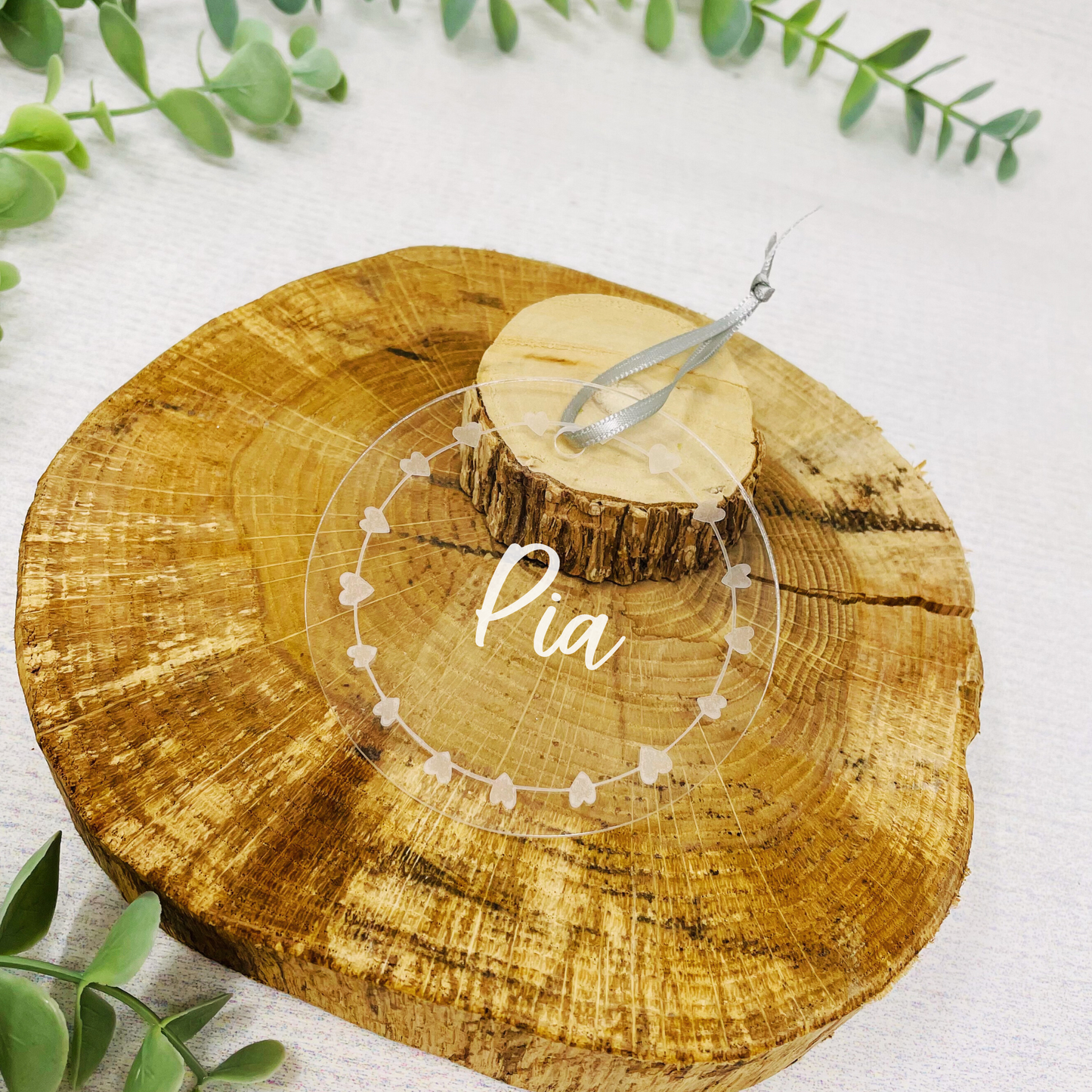 Dekoanhänger aus Acryl personalisiert - kleines Geschenk mit Name - Geschenk Einzug - Platzkarte