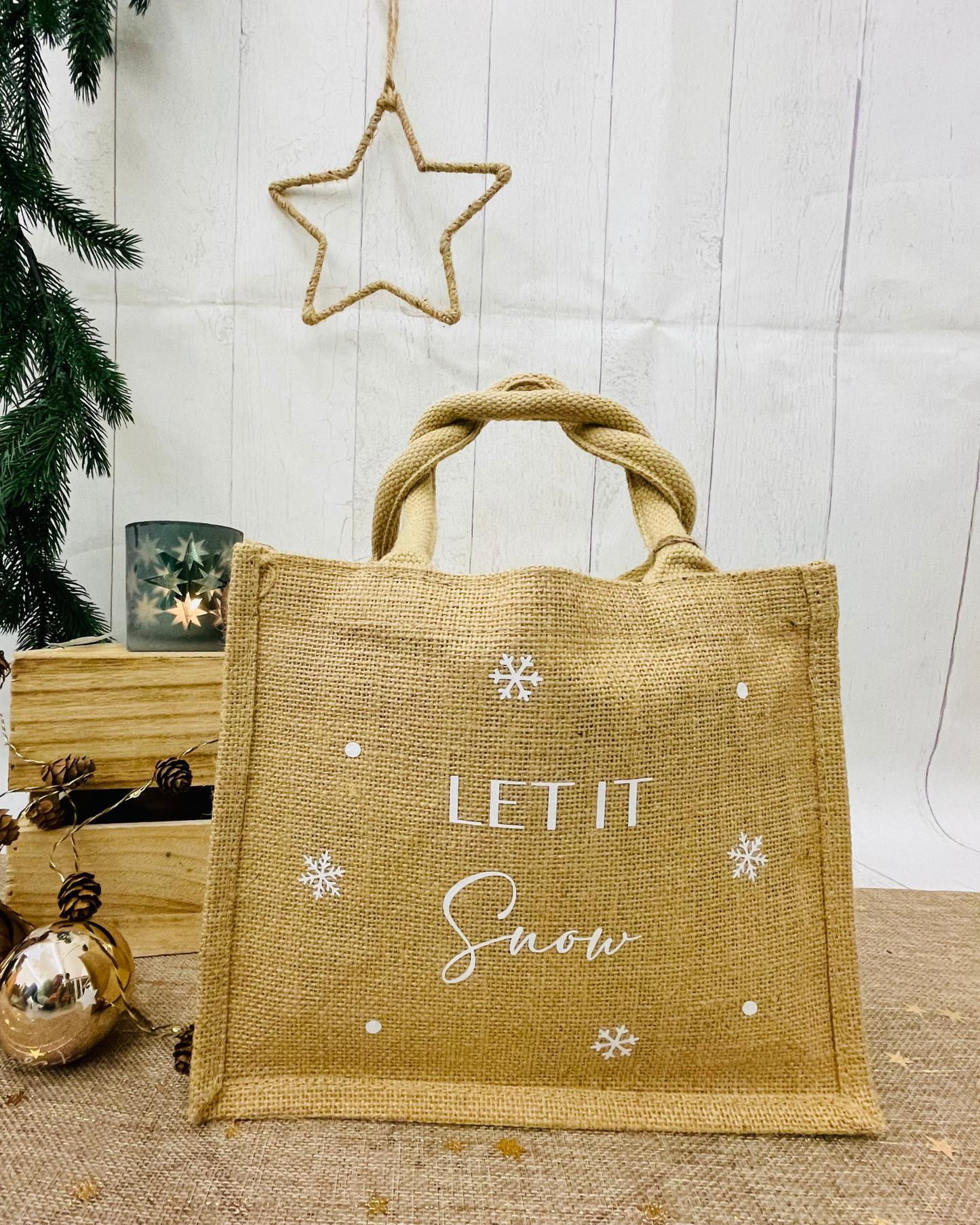 Jutetasche „Let it snow“ – nachhaltige Geschenktasche & Winter-Accessoire