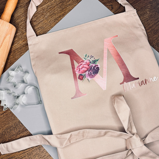 Schürze personalisiert mit Initial und Name, zum Backen,Kochen Basteln und Gärtnern - mit Tasche für Erwachsene - Pfingstrose Roségold