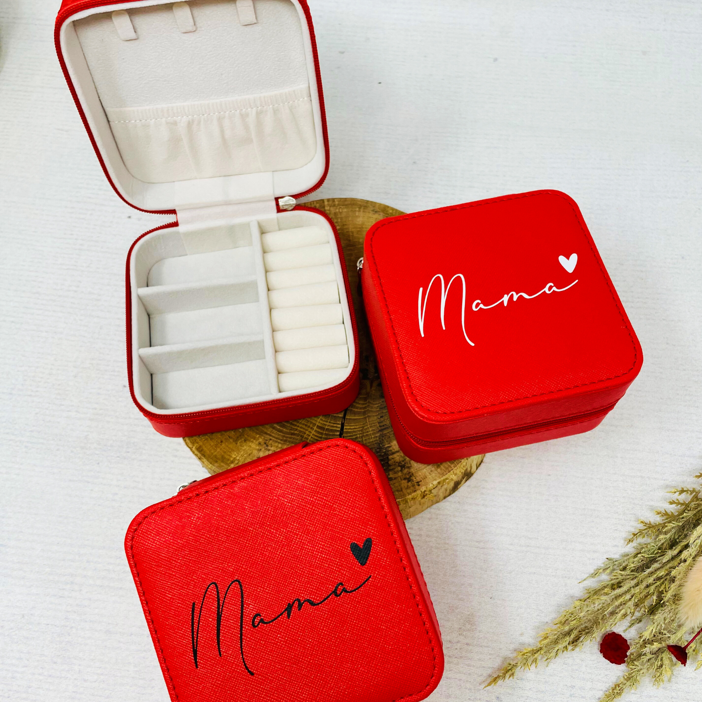 Schmucketui „Mama“ mit Herz – Das perfekte Geschenk zum Muttertag