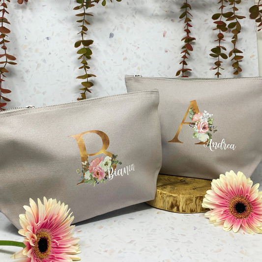 Kosmetikbeutel personalisiert mit Initial und Wunschwort - Geschenk beste Freundin Schwester Mama - verschiedene Farben - Blush