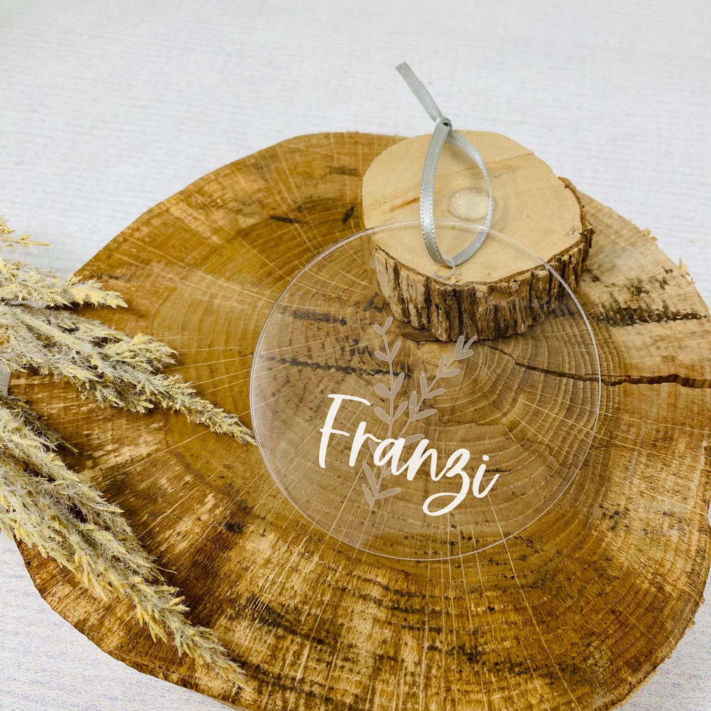 Dekoanhänger aus Acryl personalisiert - kleines Geschenk mit Name - Geschenk Einzug - Platzkarte