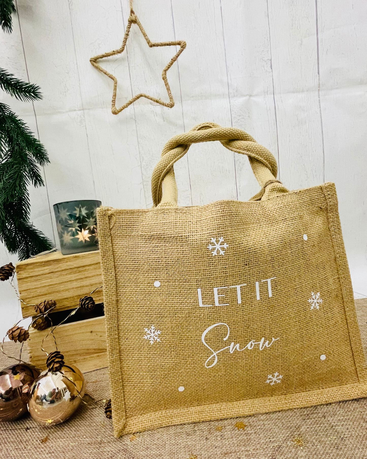 Jutetasche „Let it snow“ – nachhaltige Geschenktasche & Winter-Accessoire