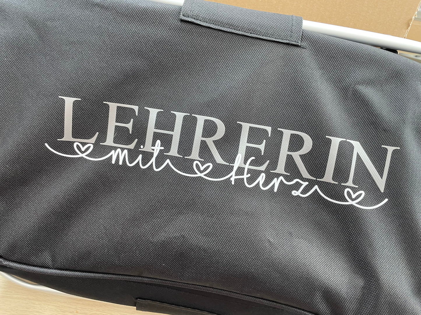 Personalisierter Einkaufskorb "Lehrerin mit Herz" – Ein persönliches Geschenk für besondere Lehrkräfte