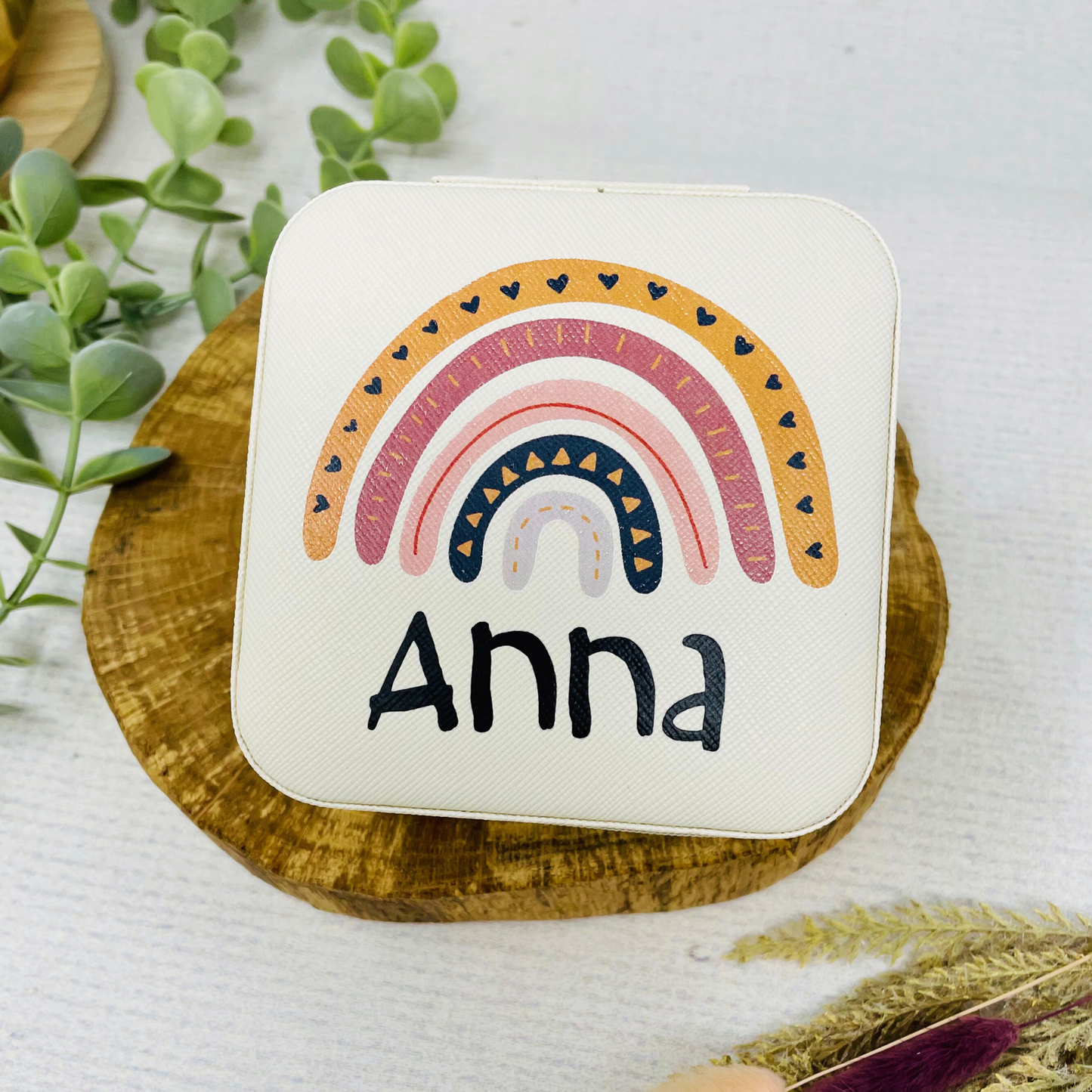 Schmuckaufbewahrung Etui Mädchen - personalisiert mit Namen und Regenbogen- Geschenk Kommunion Einschulung Geburtstag - altweiß