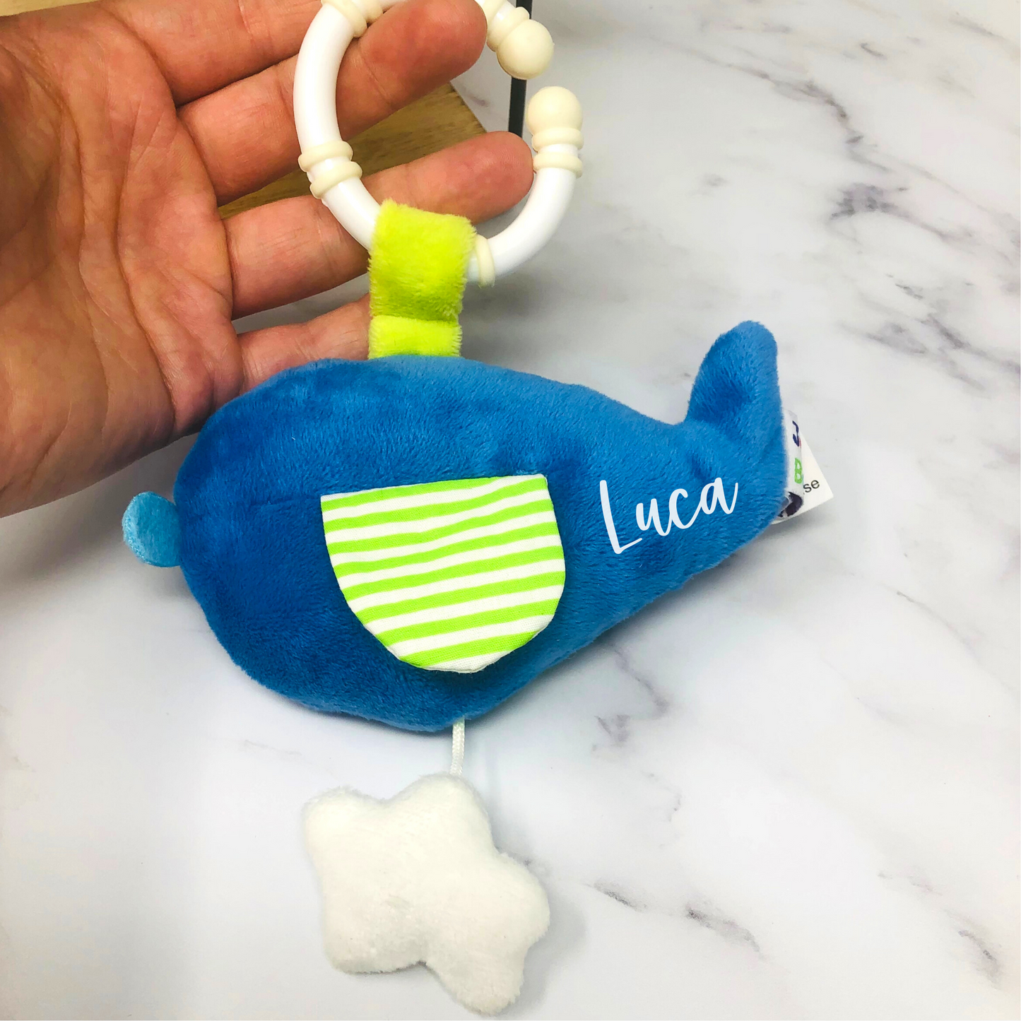 Personalisierte Spieluhr "Flugzeug" – Ein liebevolles Geschenk zur Geburt