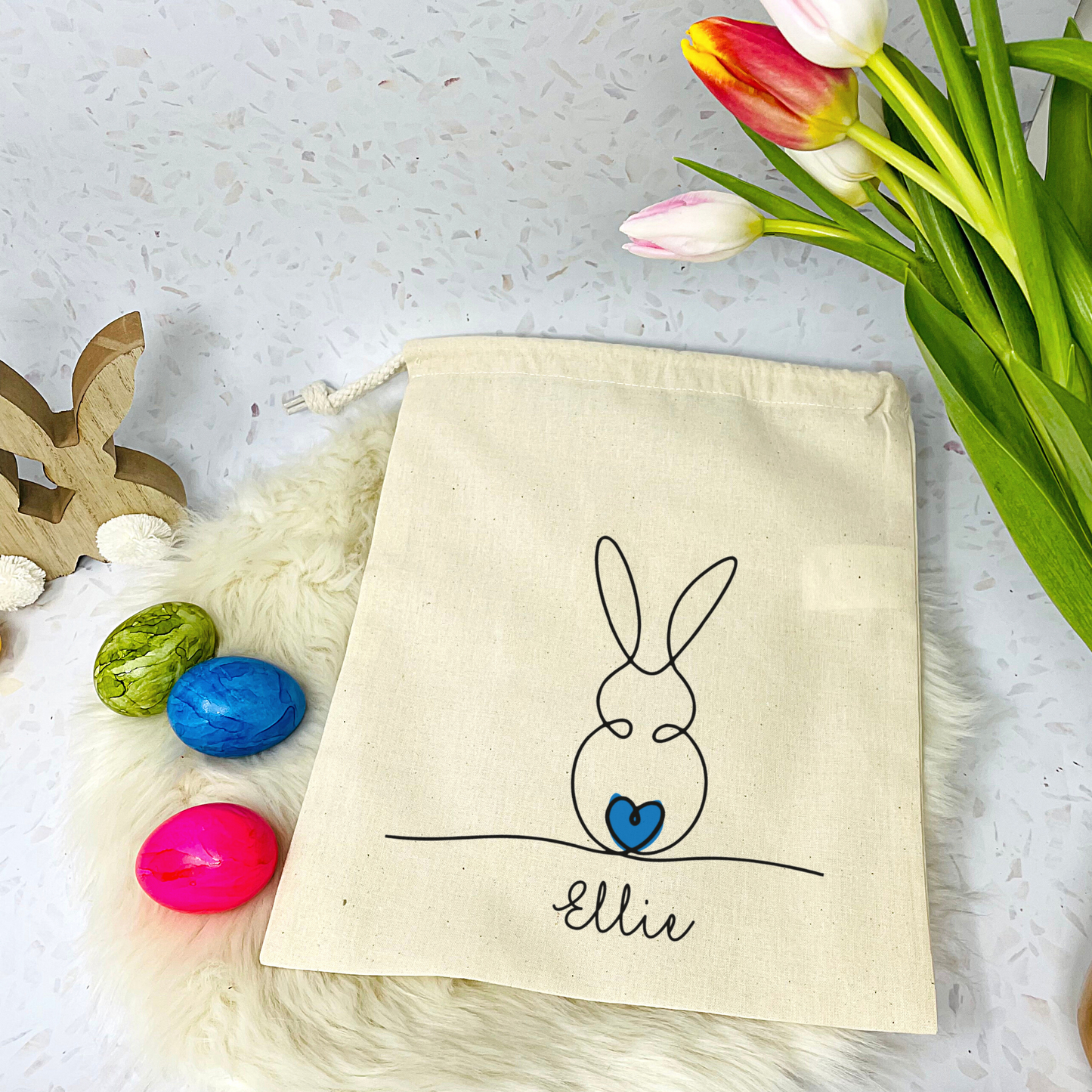 Geschenkbeutel Ostern personalisiert - modernes One Line Art Design mit Osterhase und Name - verschiedene Farben