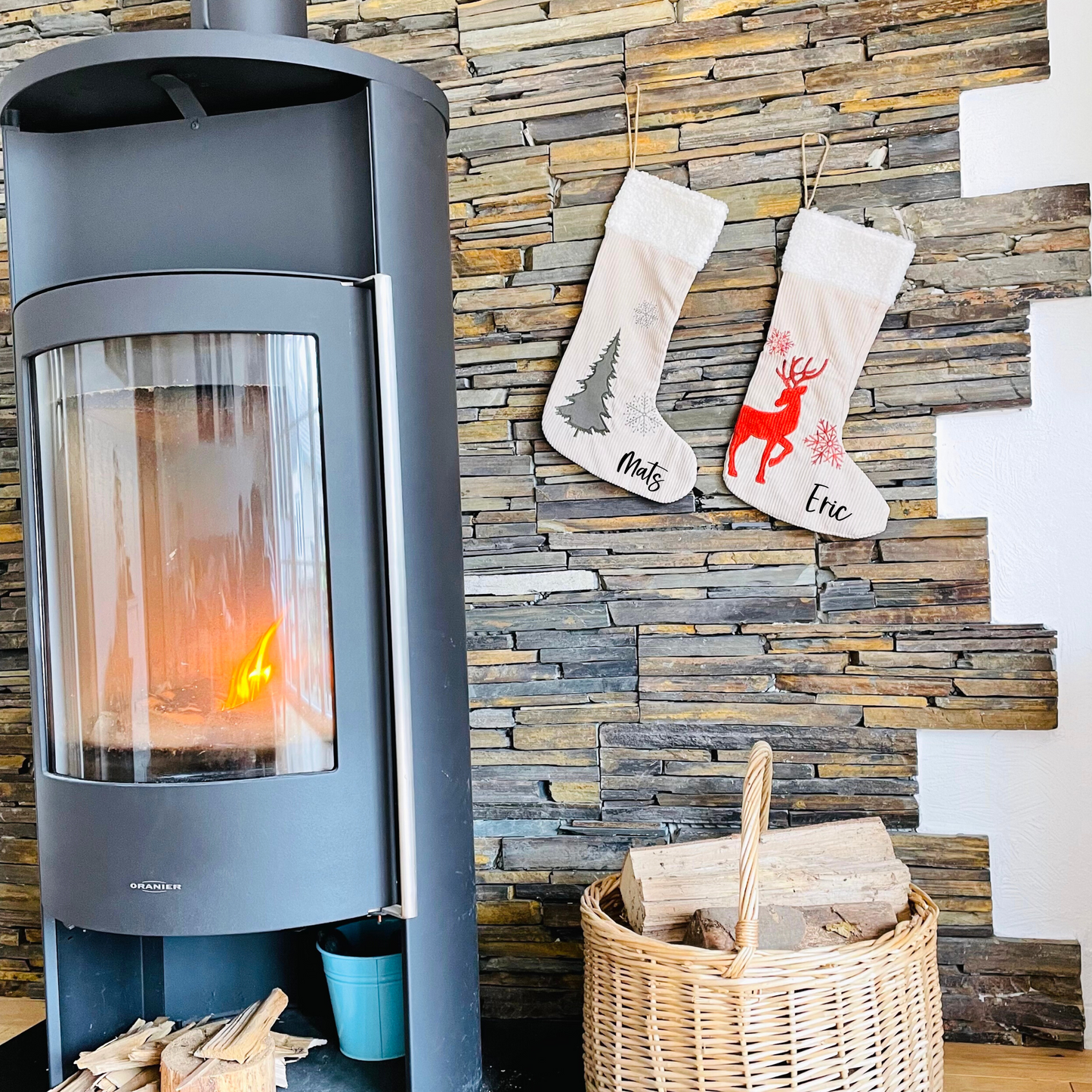 Weihnachtsstrumpf Nikolausstiefel zum Hängen - personalisiert mit Namen - 4 Designs - beige