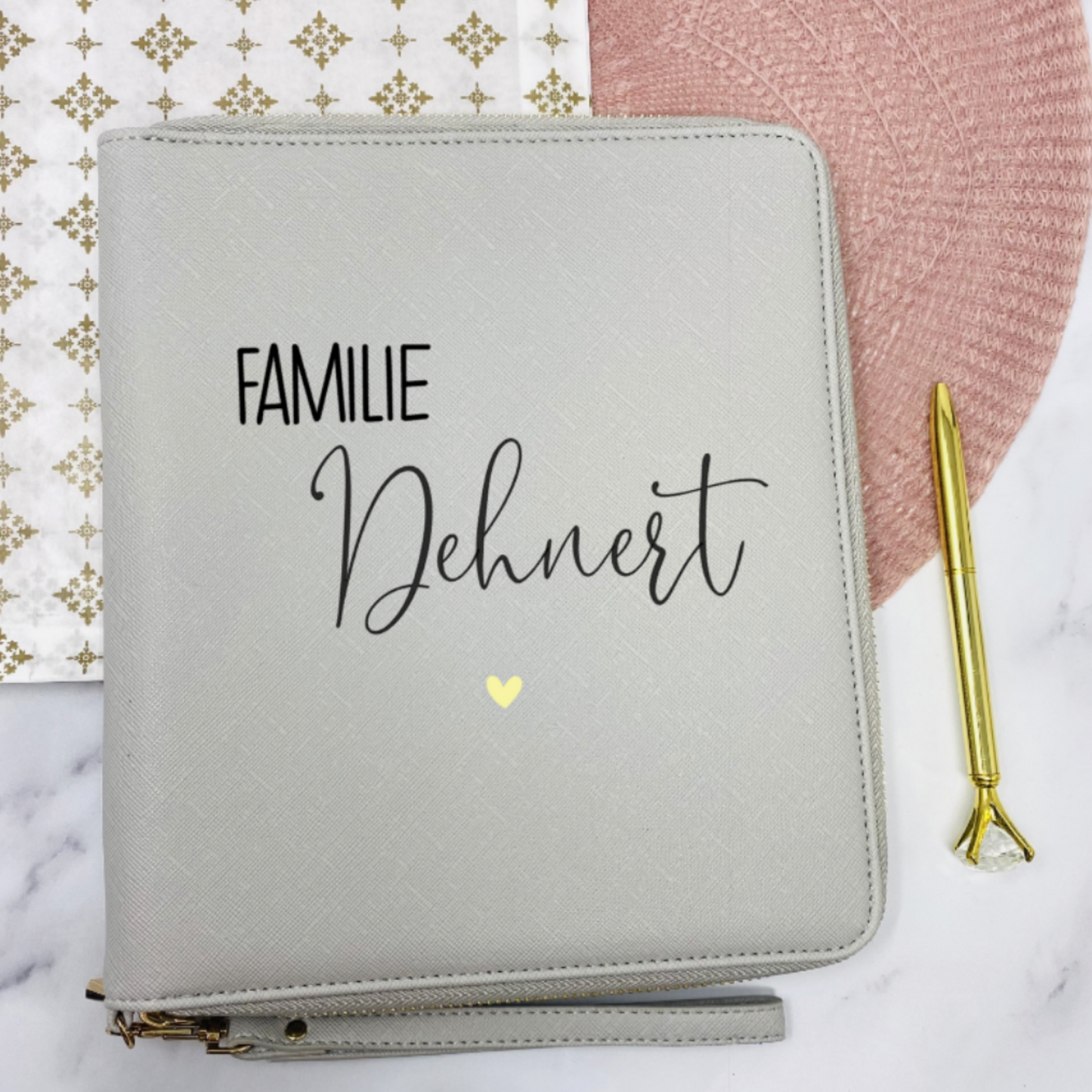 Organizer für die Familie in grau personalisiert mit Familie und Name - Geschenkidee für Familie, U-heft, Impfpass - für Unterlagen und mehr