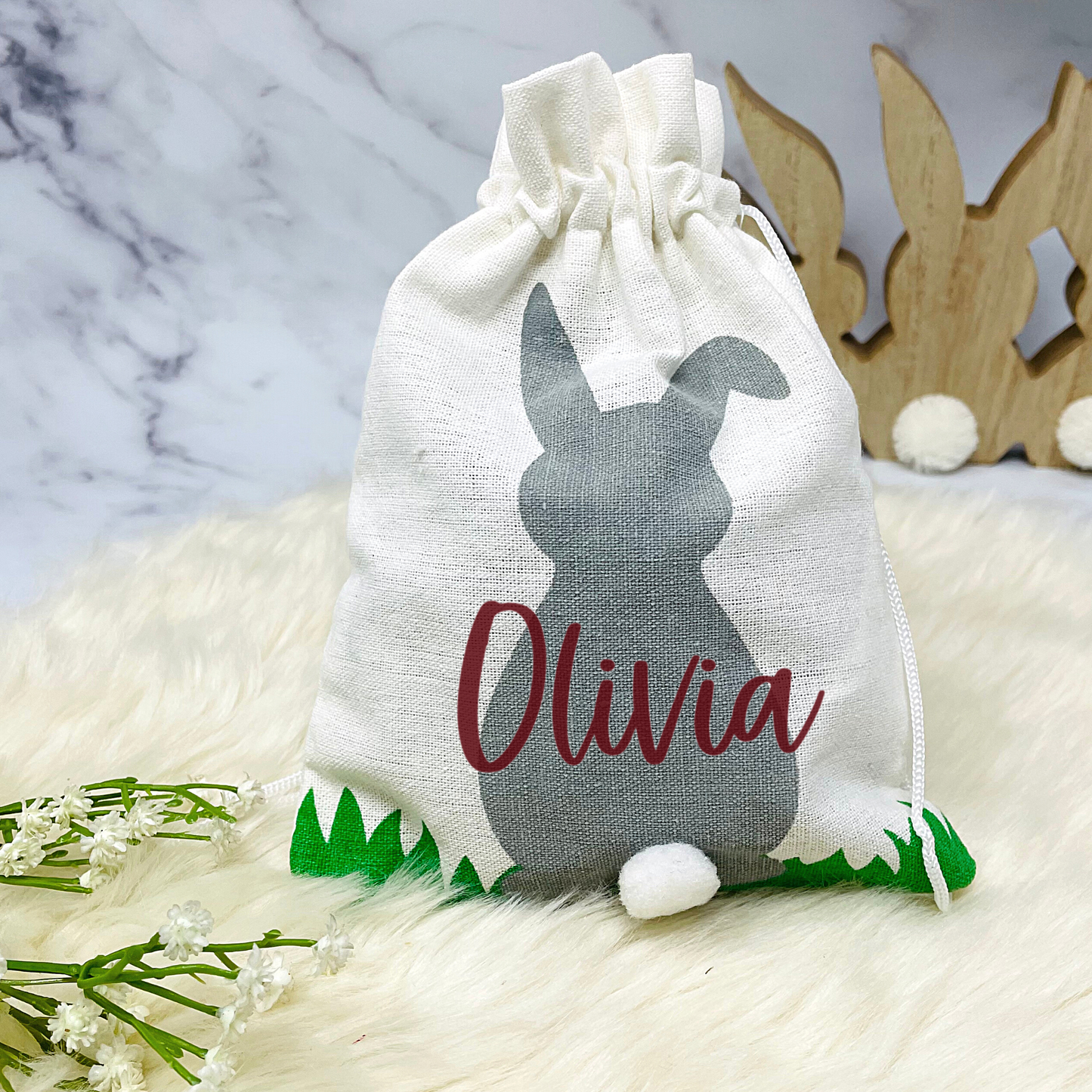 Osterkörbchen Osternest Osterhase personalisiert - Beutel personalisiert mit Osterhase grau und Name - verschiedene Schriftfarben - Geschenk