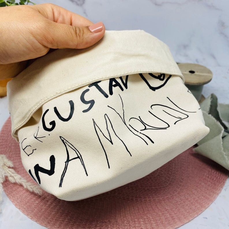 Personalisierter Korb mit Kinderunterschriften – Ein einzigartiges Abschiedsgeschenk oder Dankeschön für Lehrerinnen