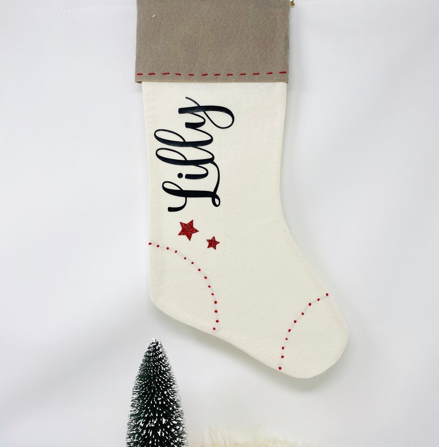 Nikolausstiefel Strumpf zum Hängen - Filz - personalisiert mit Namen - weiß - schlichtes Design