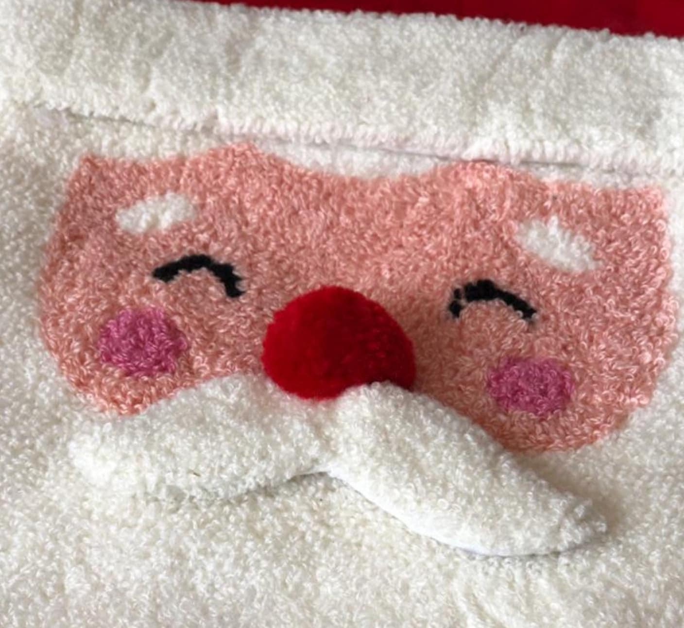 Personalisierter Nikolausstrumpf aus weichem Plüsch – Ein Muss für festliche Weihnachten