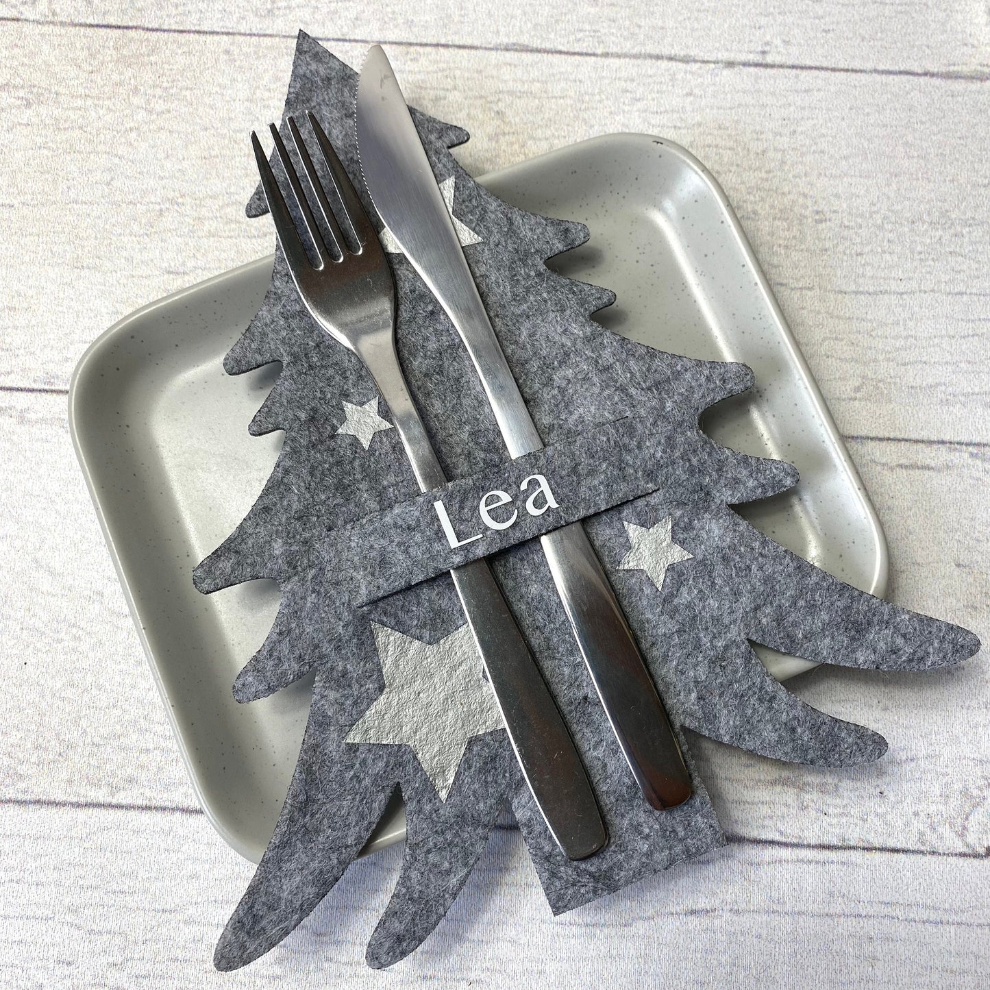 Tannenbaum Besteckhalter Set für Weihnachten aus Filz - personalisiert mit Namen - perfekt als Platzkarte - Design Sterne