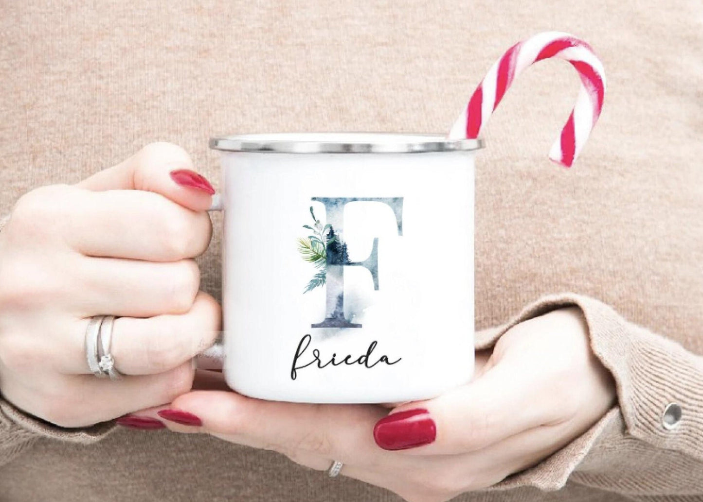Emaillebecher Tasse stilvoll personalisiert mit Initial und Namen - Design Wald