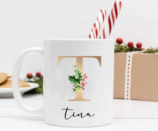 Keramik Tasse Weihnachten - personalisiert mit Initial und Namen - Design Greenery