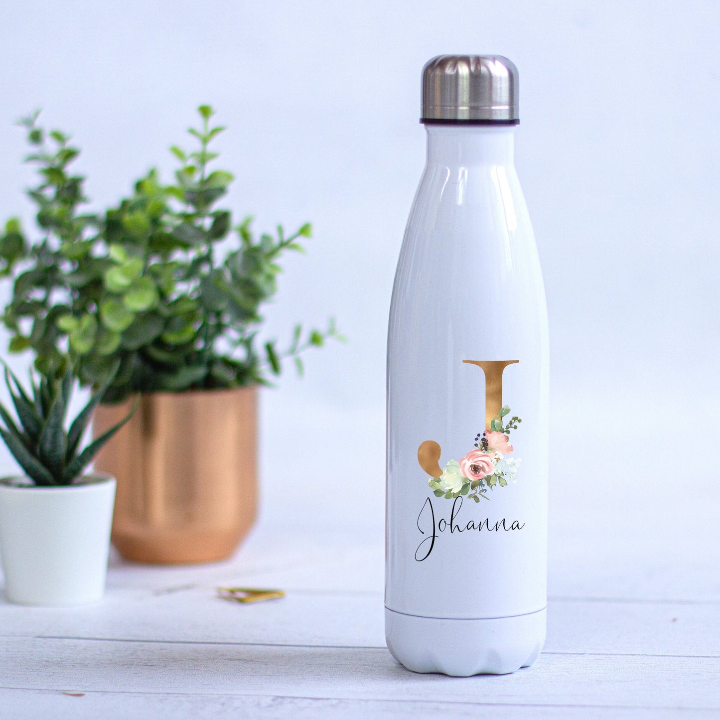 Personalisierte Edelstahl-Trinkflasche für Erzieherinnen - Mit Initial in Gold und Blumendesign
