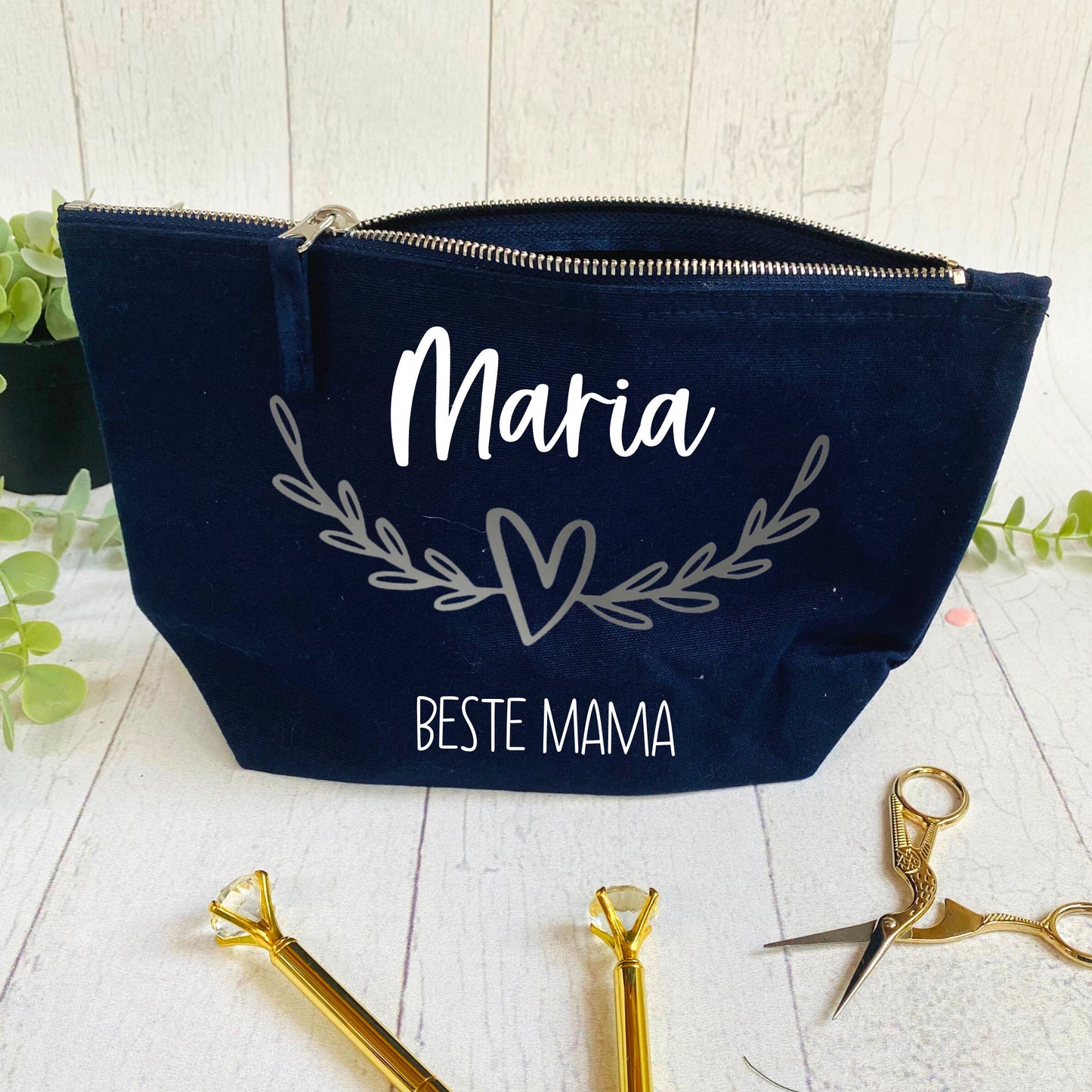 Geschenk für die Mama oder Freundin - personalisierte Kosmetiktasche dunkelblau - schön zum Geburtstag oder Muttertag - verschiedene Designs