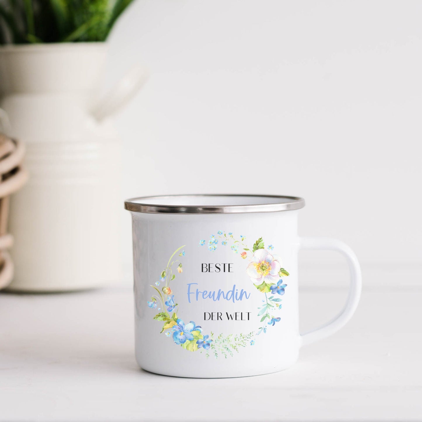 Geschenk Mama Schwester Patentante - Tasse Emailletasse Becher - personalisiert mit floralem Design blau