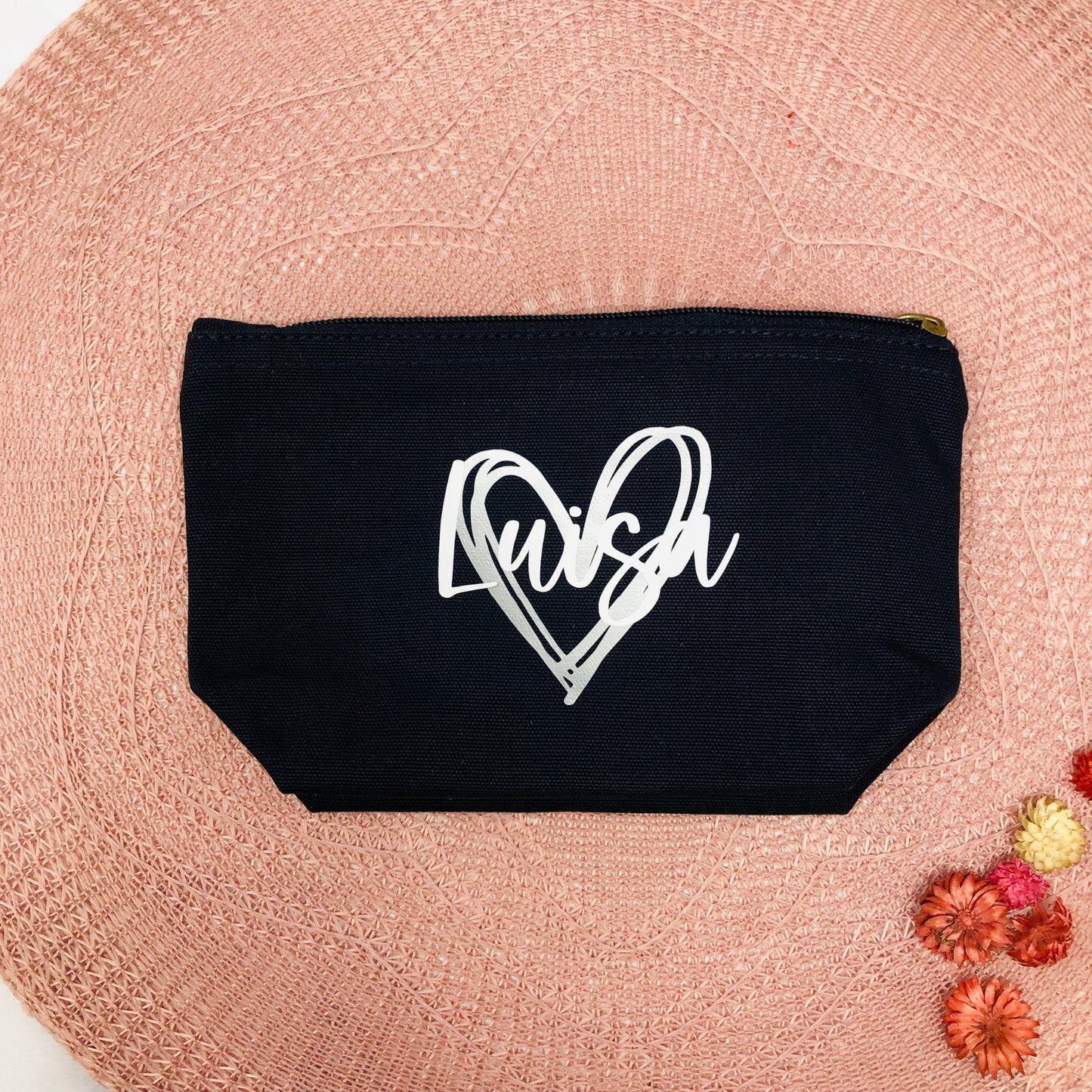 Geschenk für die Mama oder Freundin - kleine personalisierte Kosmetiktasche in schwarz oder navy - schön zum Geburtstag oder Muttertag