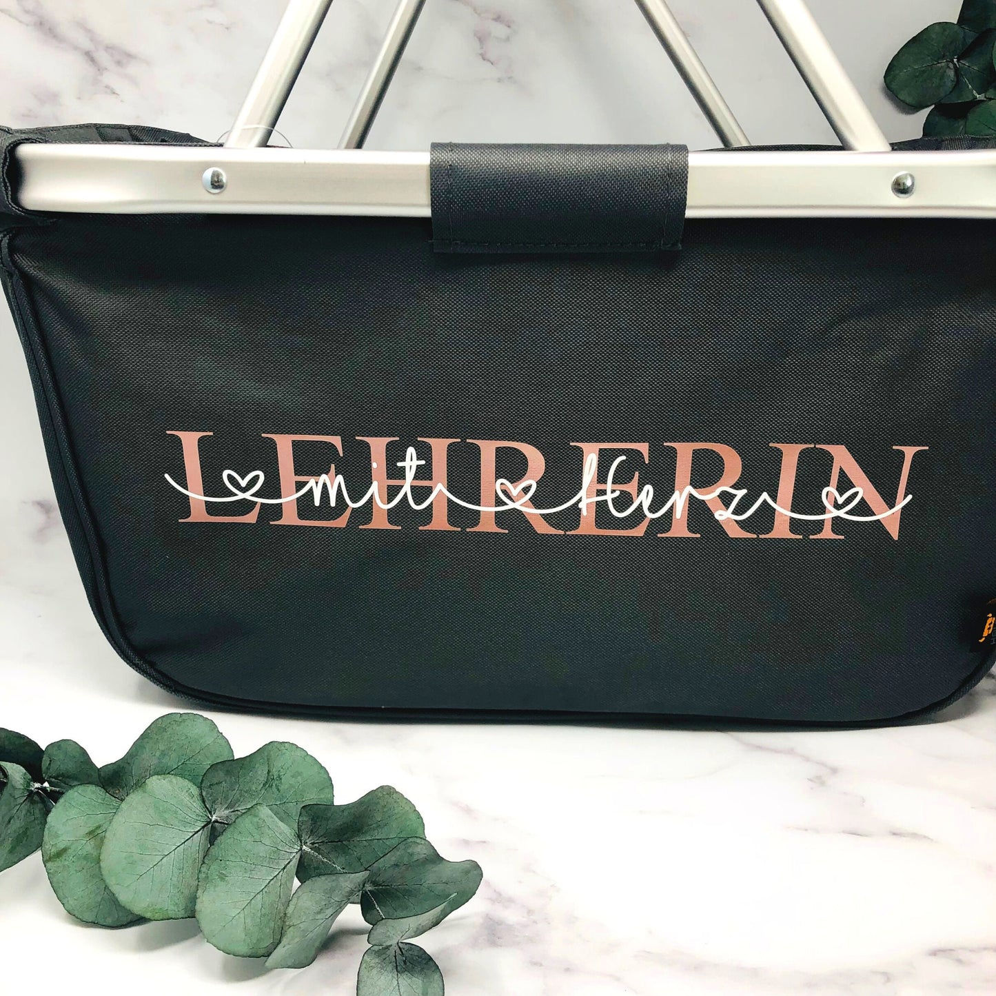 Personalisierter Einkaufskorb "Lehrerin mit Herz" – Ein persönliches Geschenk für besondere Lehrkräfte