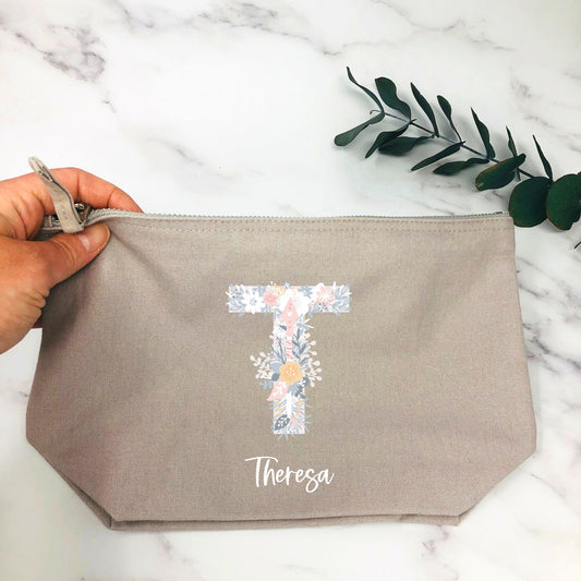 Beutel für Malutensilien personalisiert mit Initial und Wunschwort - Geschenk Einschulung Geburtstag - verschiedene Farben - Floral