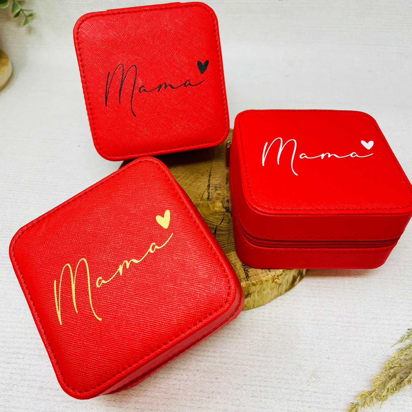 Schmucketui „Mama“ mit Herz – Das perfekte Geschenk zum Muttertag