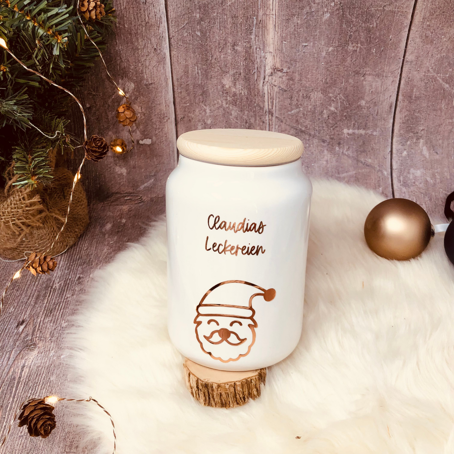 Keksdose personalisiert mit Santa und Wunschtext, Geschenk Weihnachten, Mama, Oma, Plätzchendose, Vorratsdose Keramik mit Holzdeckel