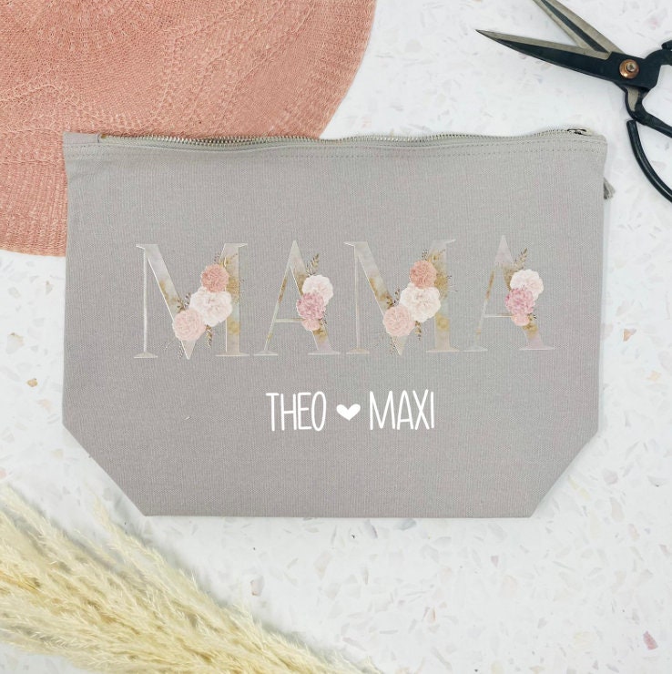 Kosmetiktasche für die MAMA in Grau - Pfingstrosen in Beige Rosé personalisiert mit Namen weiß