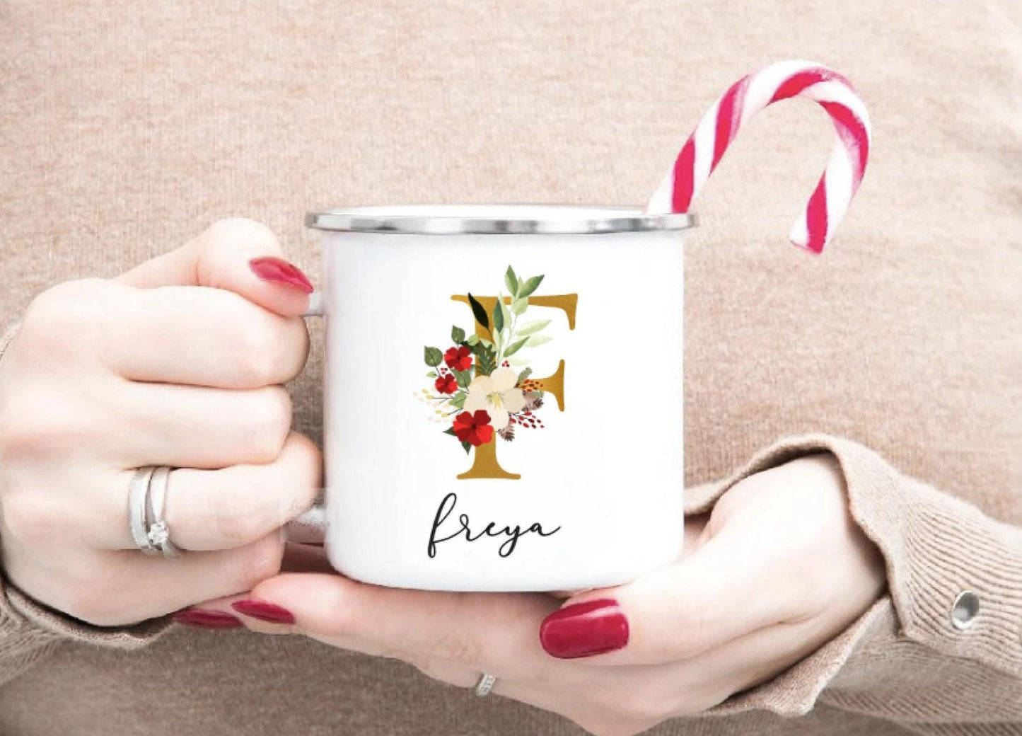 Emaille Tasse - personalisiert mit Name - Design Klassisch