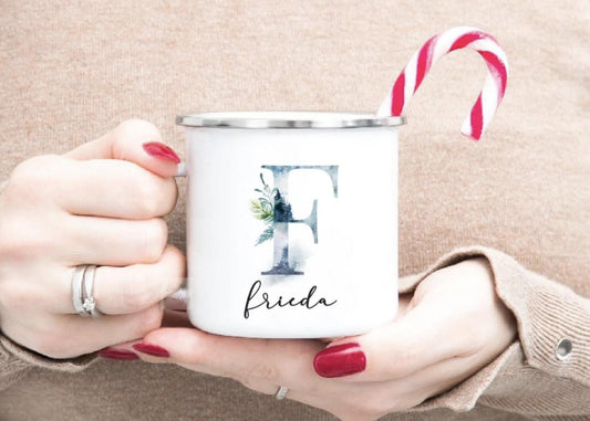 Emaillebecher Tasse stilvoll personalisiert mit Initial und Namen - Design Wald