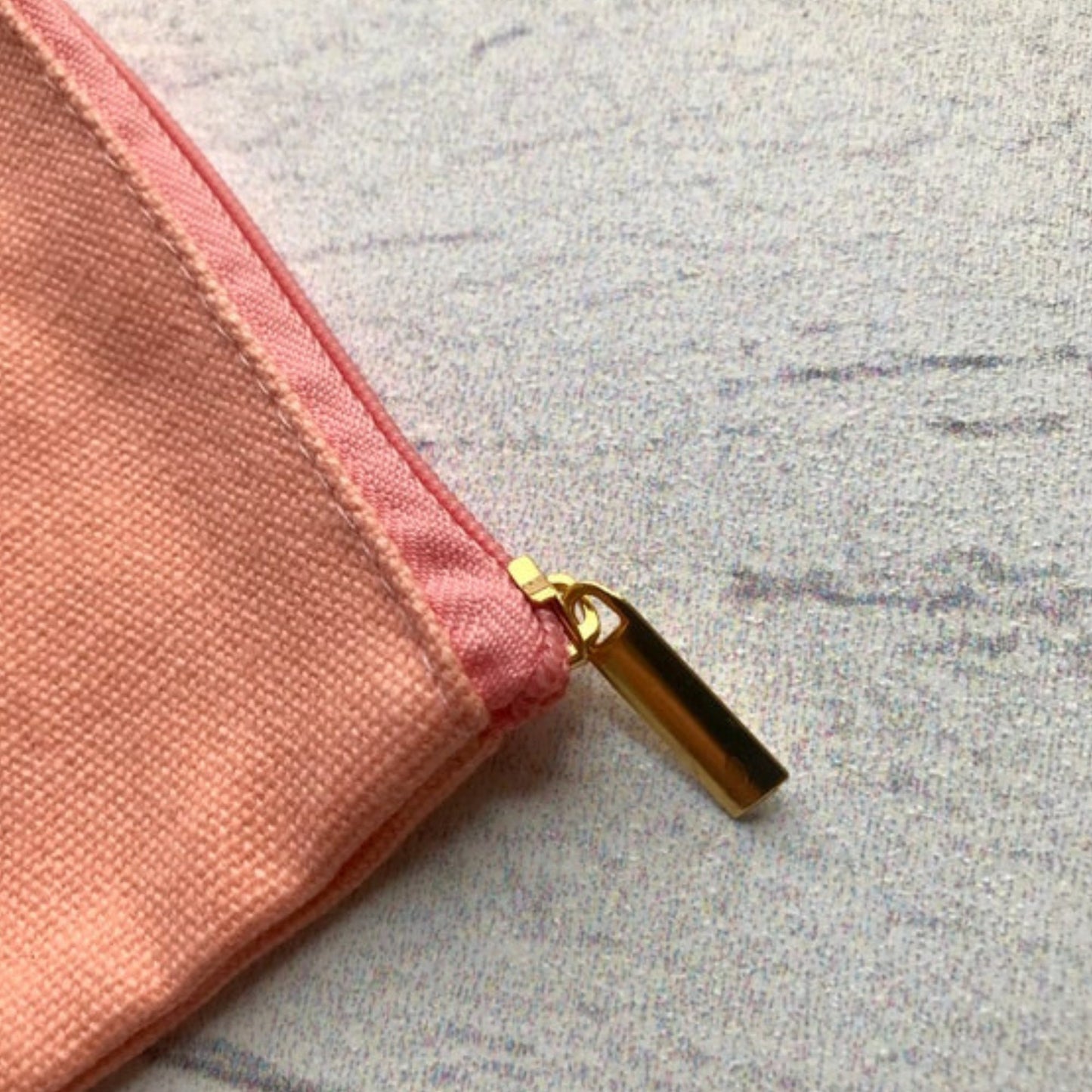 Geschenk Lehrerin Erzieherin Tagesmutter Schwesterherz- Mäppchen personalisiert mit Namen lachs gold in 2 Größen