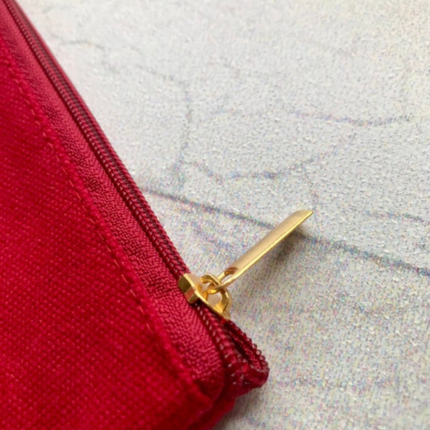Geschenk Lehrerin Erzieherin Tagesmutter - Mäppchen personalisiert mit Namen rot gold in 2 Größen