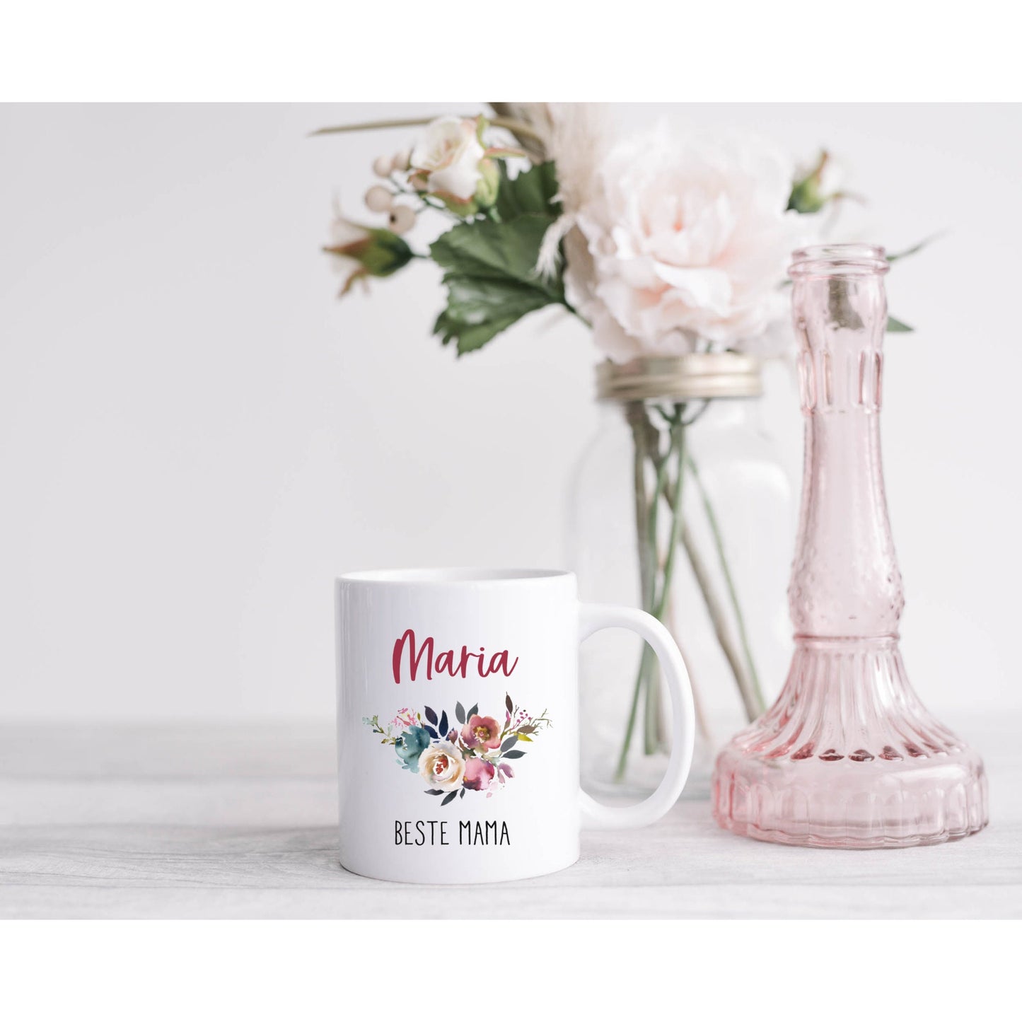 Tasse Mama Freundin Schwesterherz mit Blumenbouquet - personalisiert - Geschenk Dankeschön für die Hebamme, Erzieherin Lehrerin