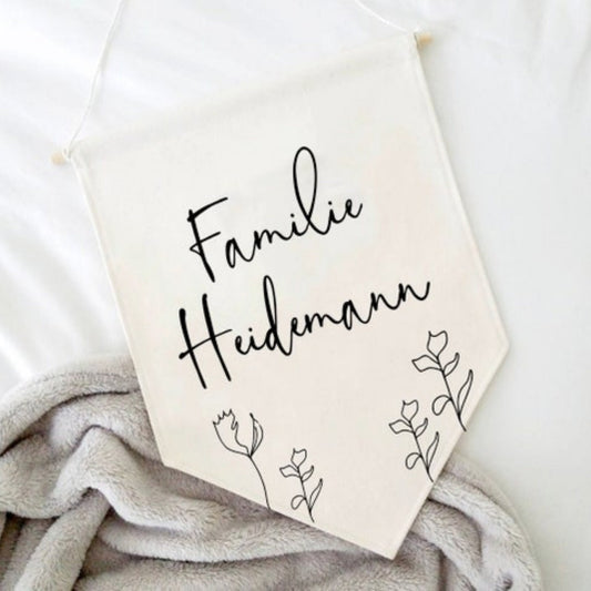 Wanddeko Wimpel als Türkranz Alternative - personalisiert - Design: Floral